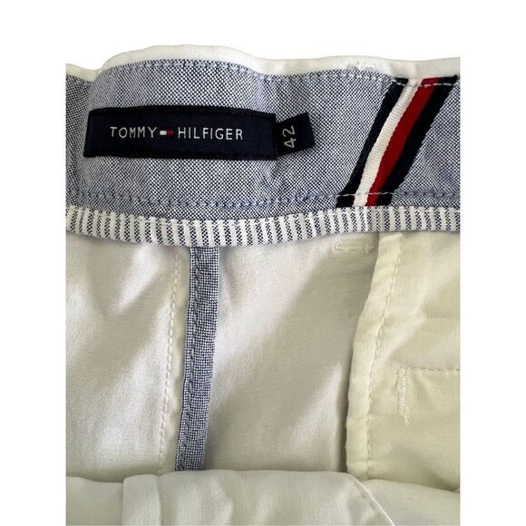 TOMMY HILFIGER CHINO Shorts - W42- White - Great Condition - Men’s - Picture 2 of 10